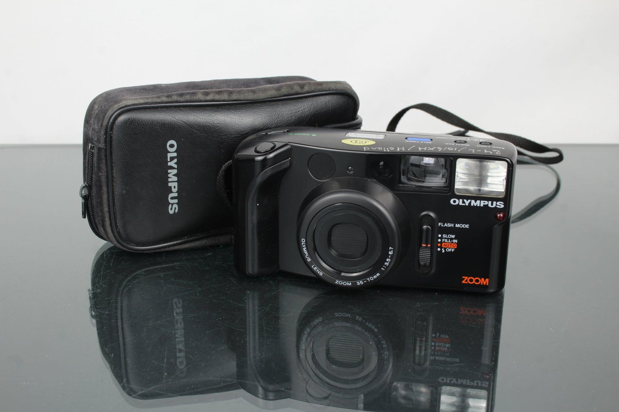 Olympus AZ - 1 Zoom - Dutch|Thrift