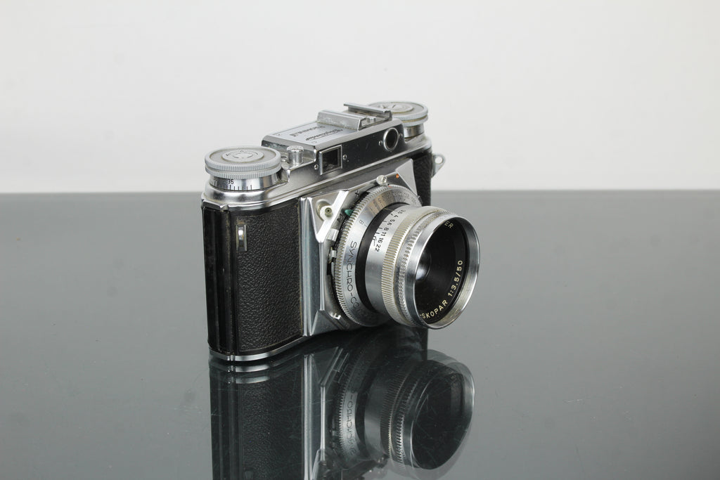 Voigtlander Prominent + 50mm f/1.5 Nokton lens
