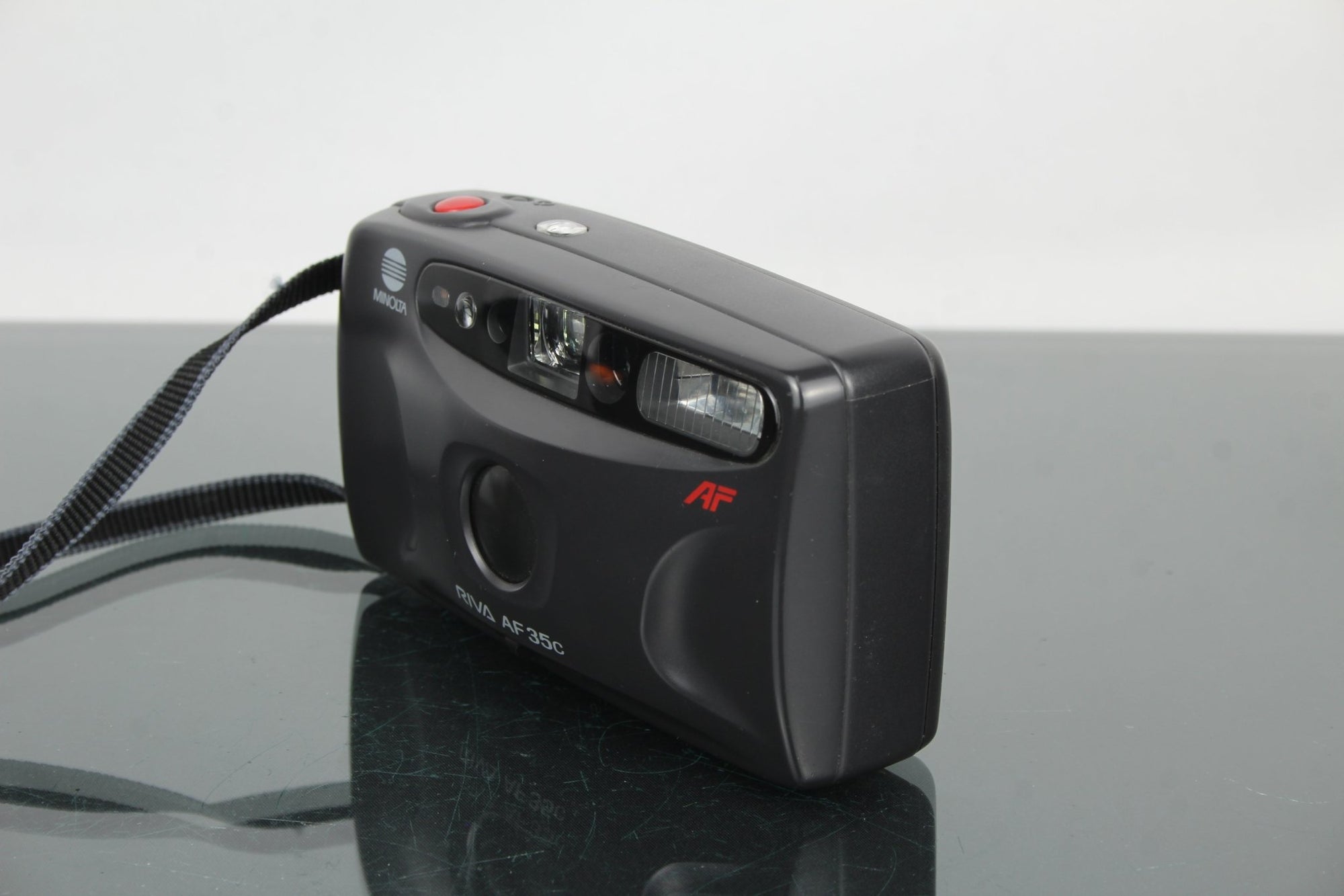 Minolta Riva AF35C - Dutch|Thrift