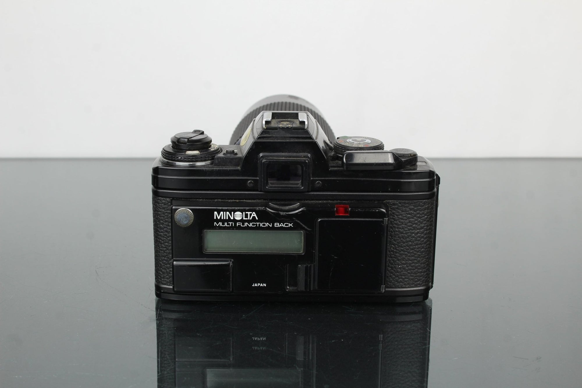 Minolta X - 700 + Vivitar 80 - 200MM 1:4.5 lens - Dutch|Thrift