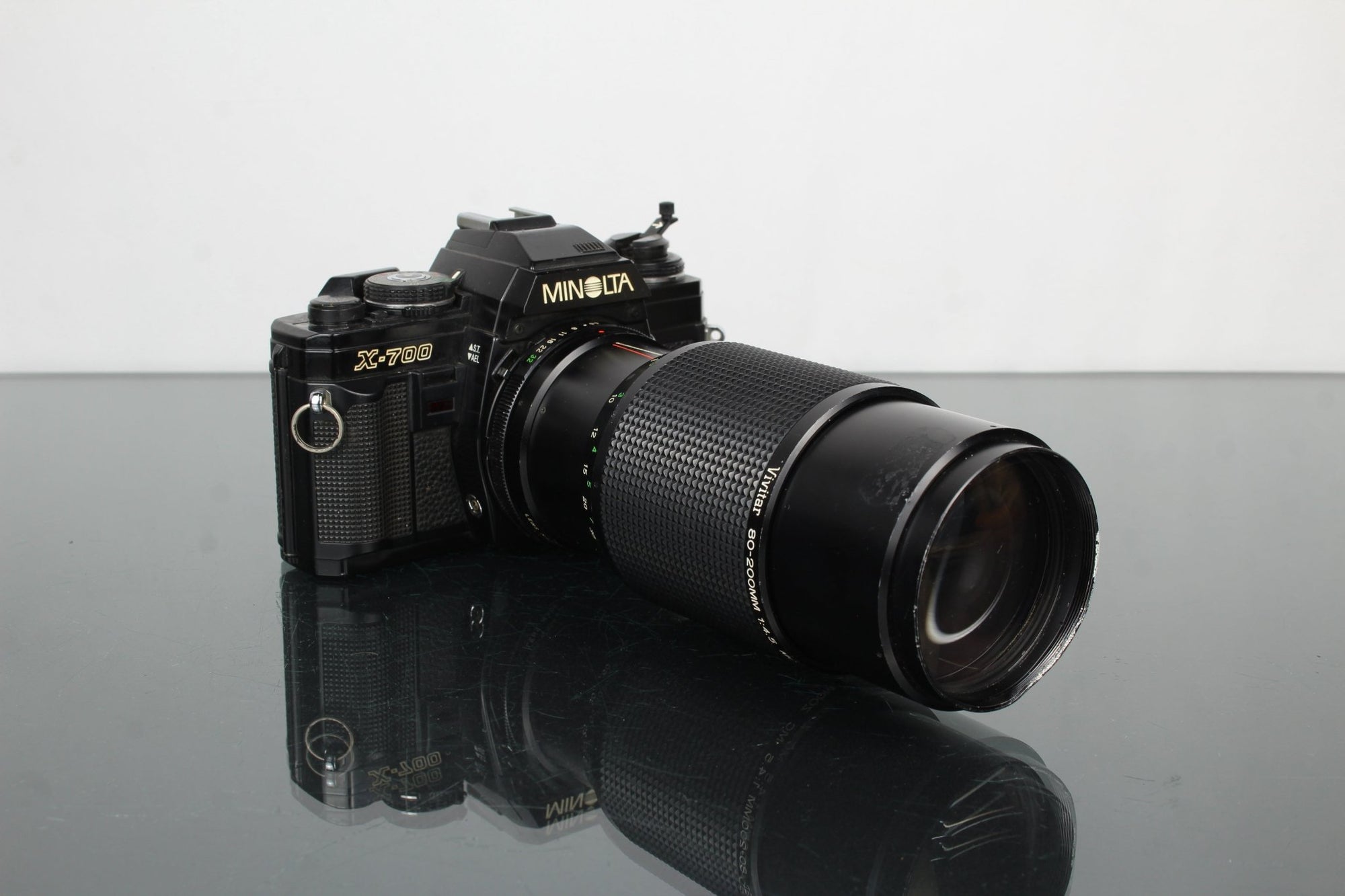 Minolta X - 700 + Vivitar 80 - 200MM 1:4.5 lens - Dutch|Thrift