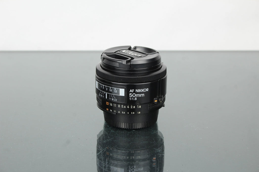 Nikon Nikkor 50mm 1:1.8 AF - Dutch|Thrift