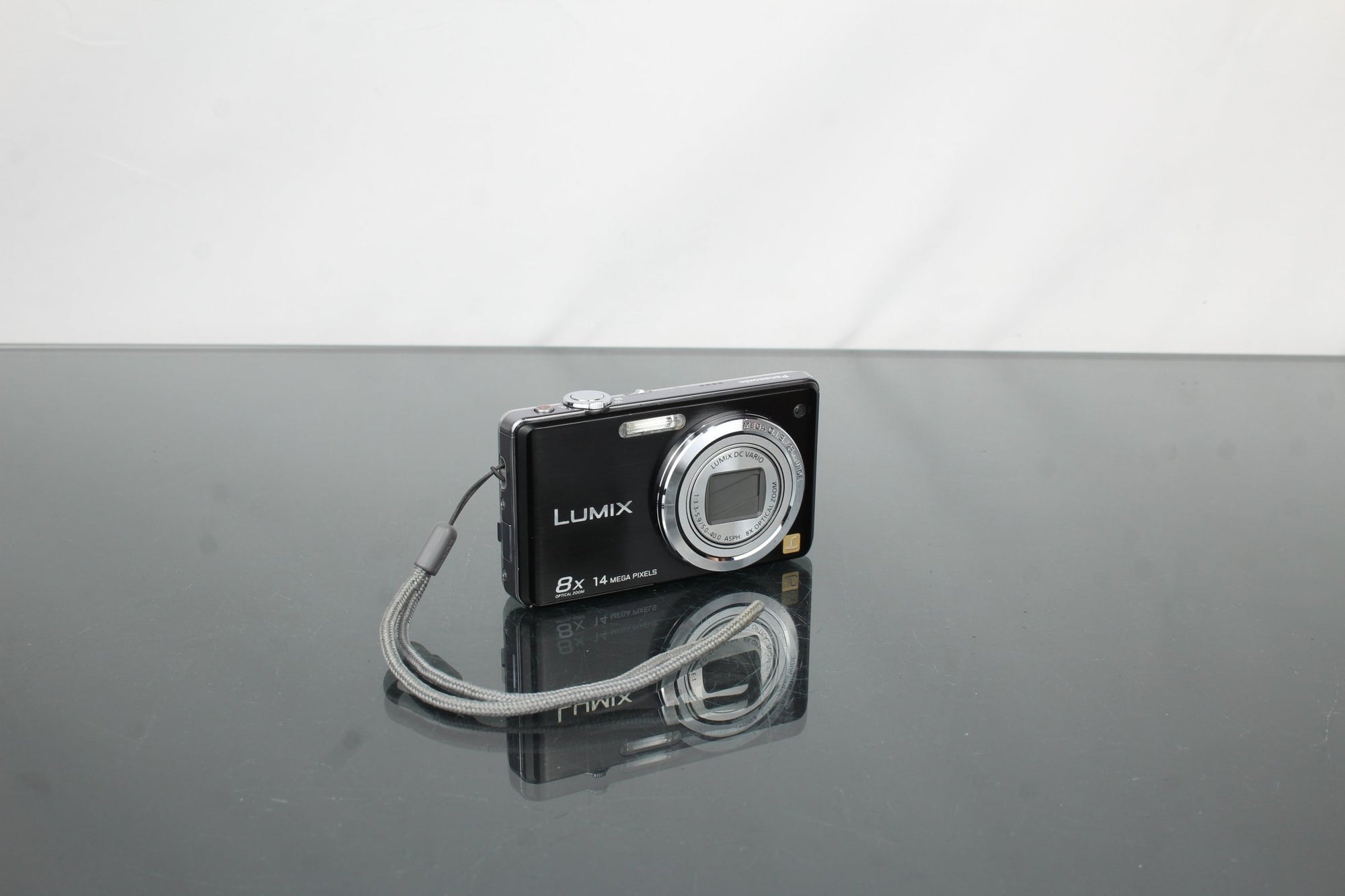 Panasonic Lumix FS30 - Dutch|Thrift