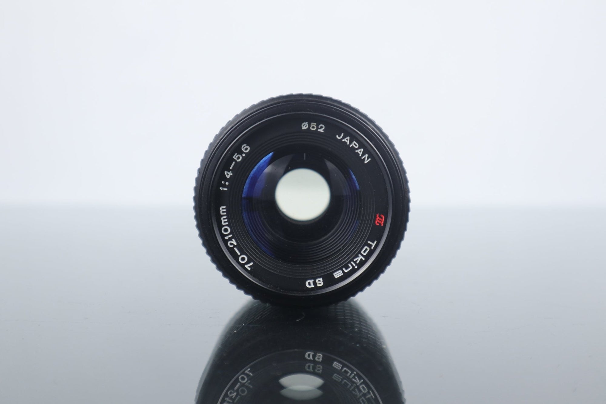Tokina 70 - 210mm 1:4 - 5.6 - Minolta MD Mount - Dutch|Thrift