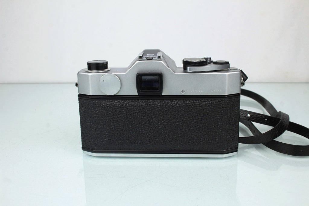 Yashica TL - Electro - Dutch|Thrift