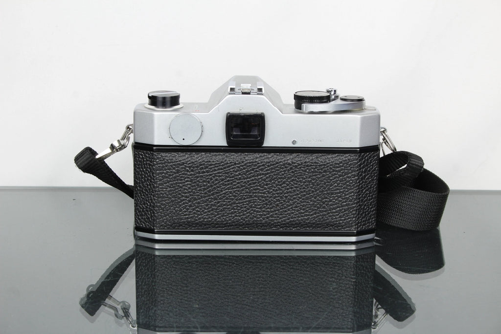 Yashica TL - ELECTRO + 50mm 1.9 Yashica lens - Dutch|Thrift